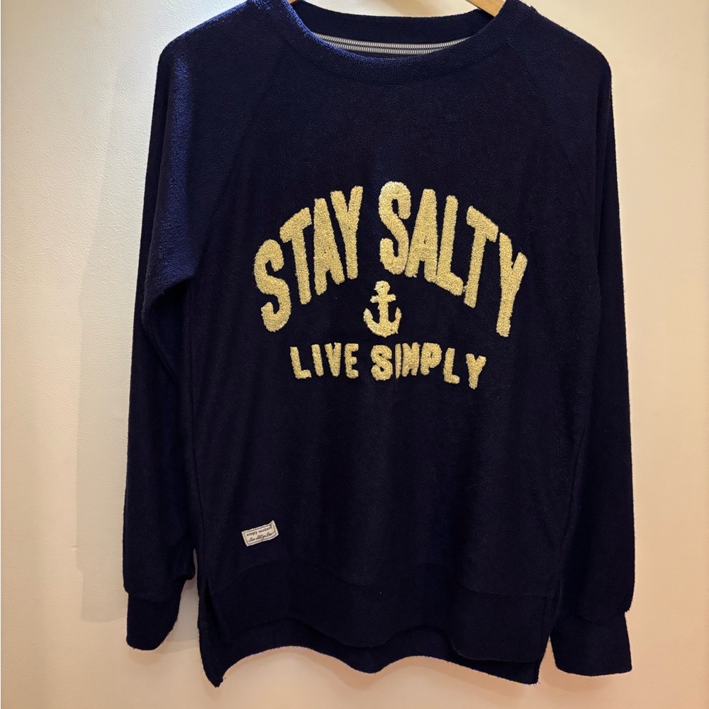 New Simply Southern terry crew long sleeve sweatshirt. Women’s size M.